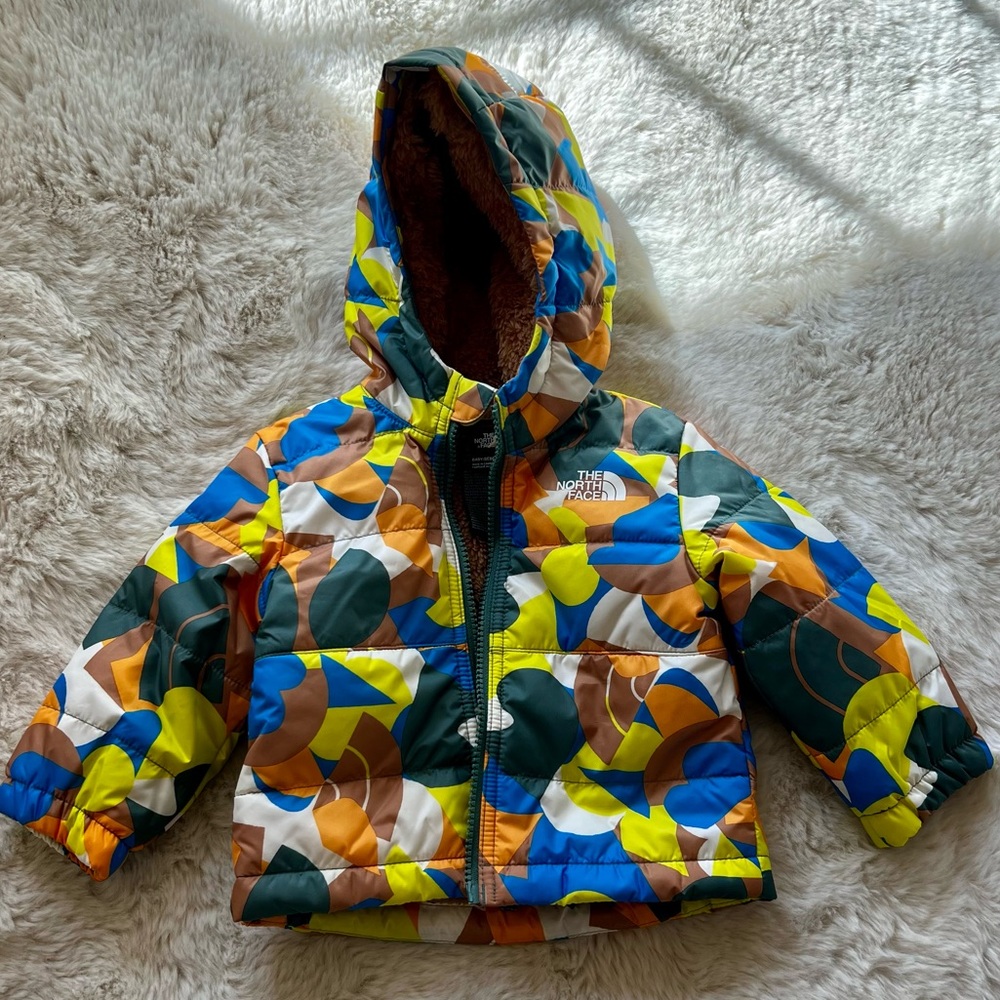 The North Face Baby Reversible Mount Chimbo Full Zip Jacket Size 6-12 M